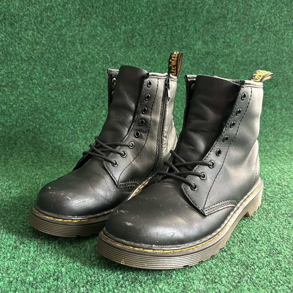 Dr. Martens 1460 Junior Boot